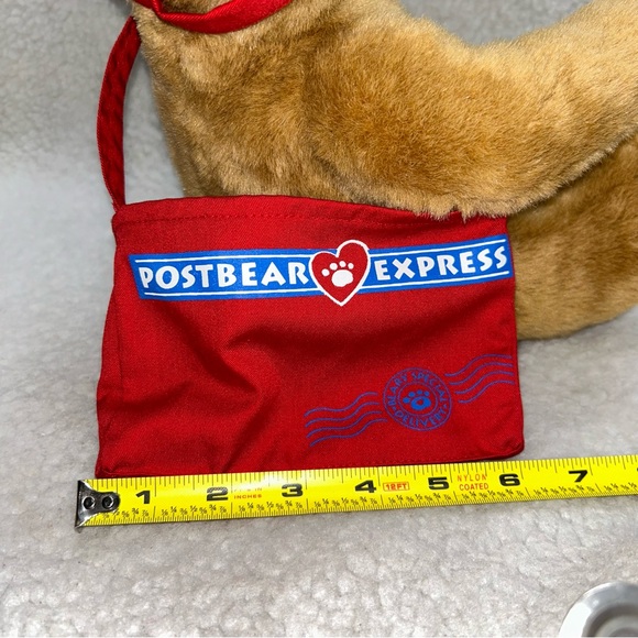 Hallmark Post Bear Express brown Stuffed Animal 10" with bag visor - Picture 5 of 11